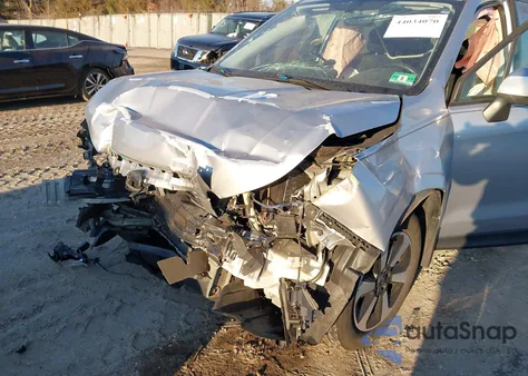 2017 Subaru Forester 2.5I Premium z USA, uszkodzony, nr VIN JF2SJAEC4HH434192